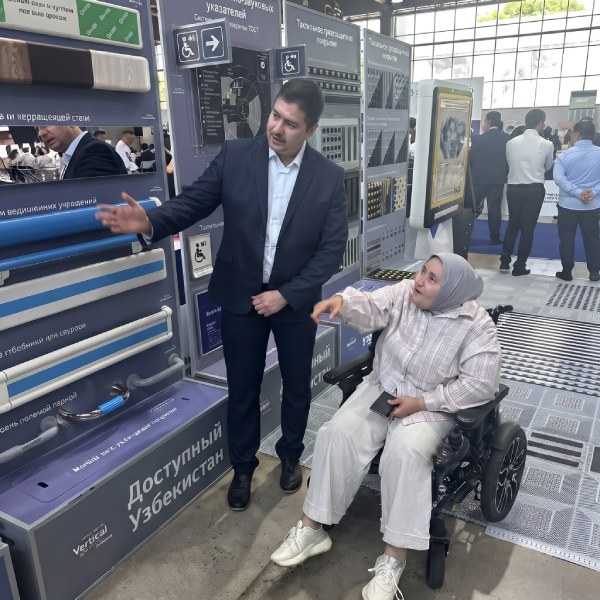 Ko'zi ojizlar uchun maxsus taktil plitalar va innovatsion ko'rgazma eksponatlari